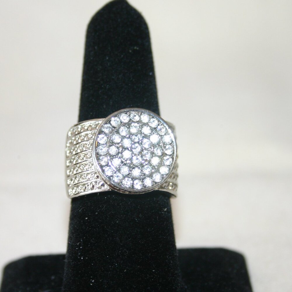 Ladies' Fashion Ring Silver Tone Bling-y Size 8 1/2 RG22
